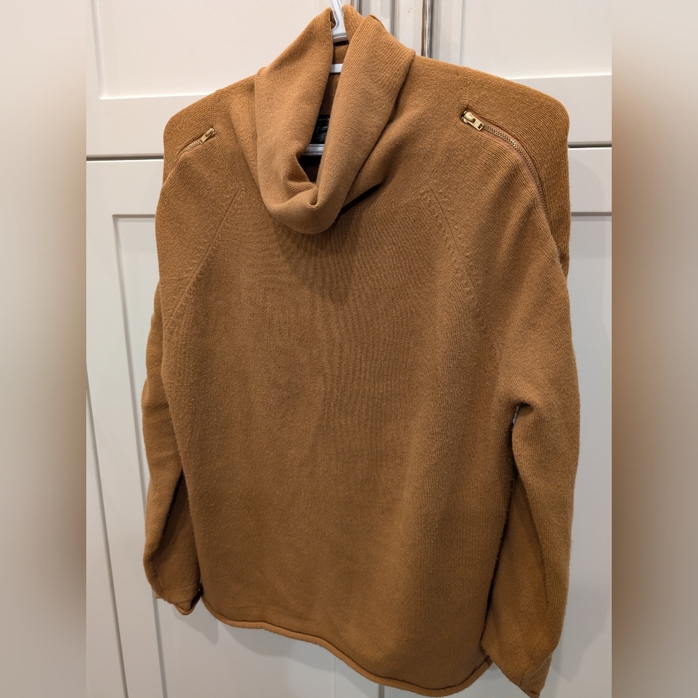 French Connection Sweater - Picture 9 of 10